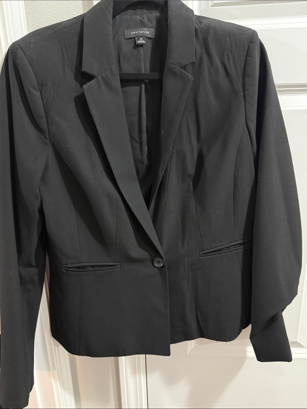 Ann Taylor Black Single-Button Tailored Blazer